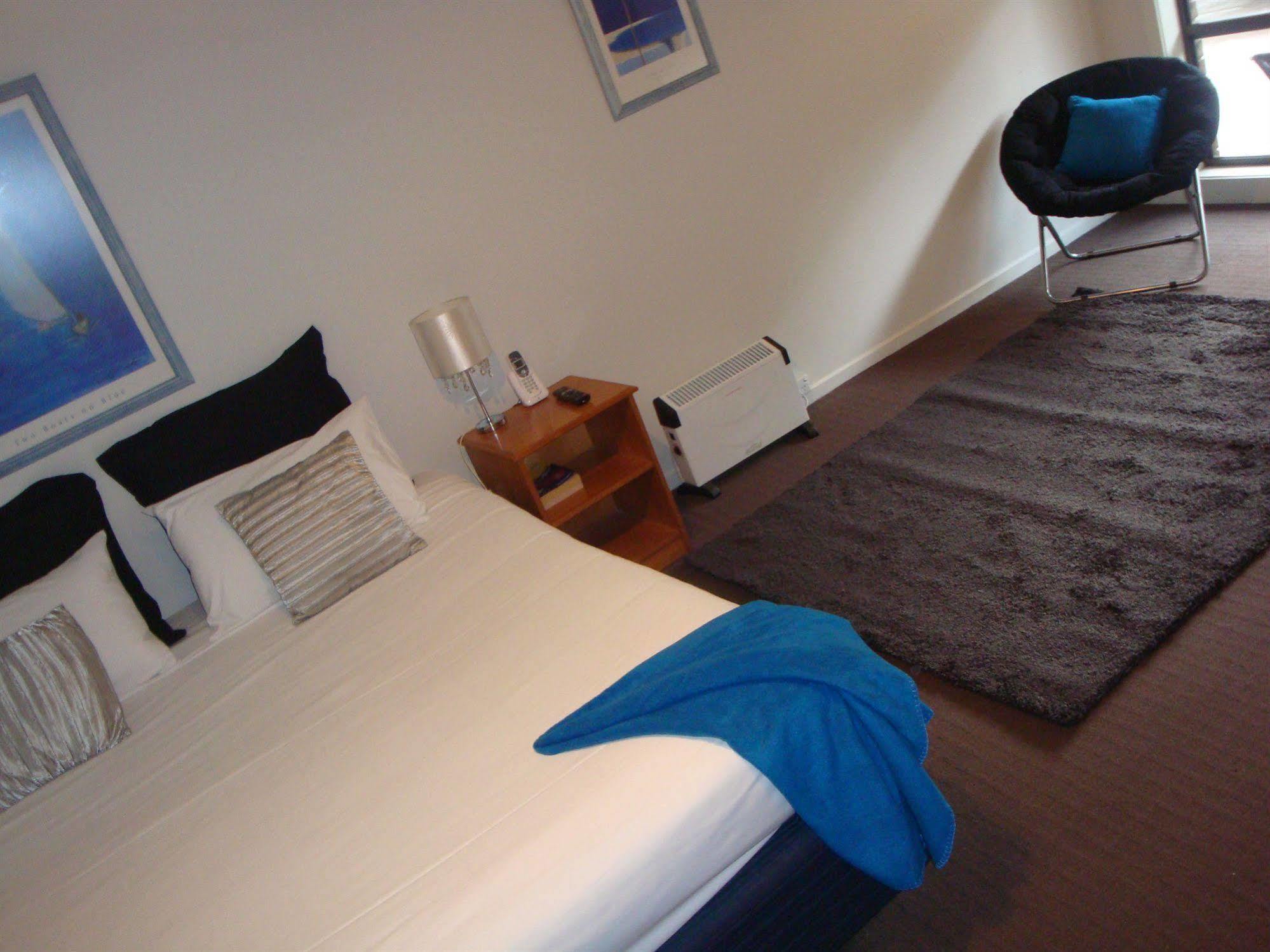 Surf City Motel Торки Екстериор снимка